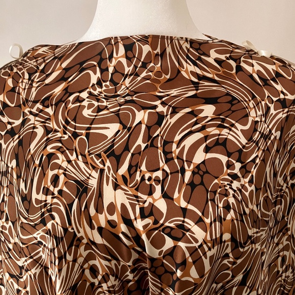 SILK HOLT RENFREW TOP - Picture 4 of 16